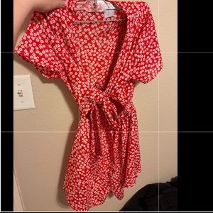 Princess Polly red tie romper size 4